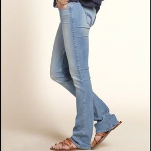 Hollister Taylor Boot Jeans - size 25